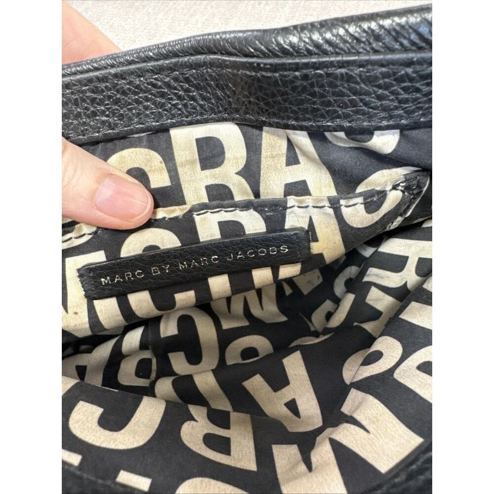 Marc by Marc Jacobs Black Leather Crossbody Bag Classic Q Isabelle Purse